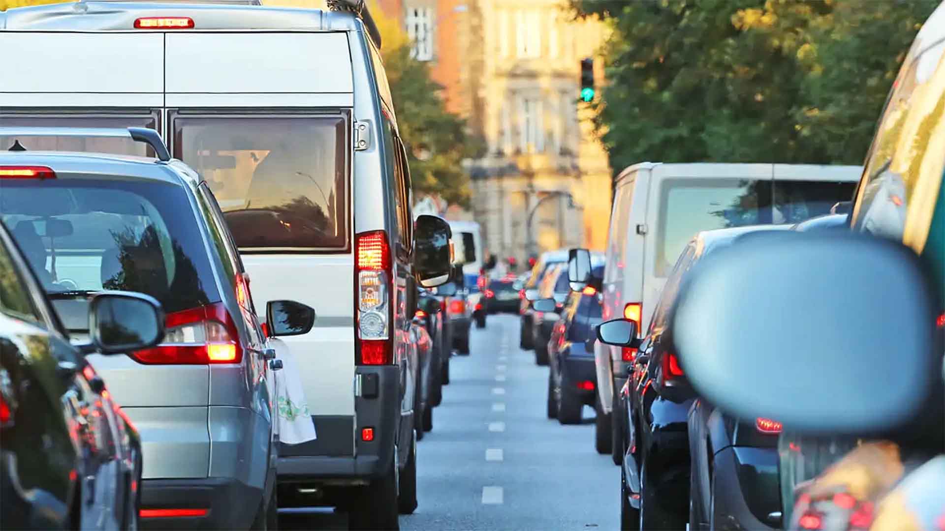 Anwalt für Verkehrsrecht in Leipzig Anwalt für Verkehrsrecht in Leipzig: Unfall, Bußgeld, Führerschein